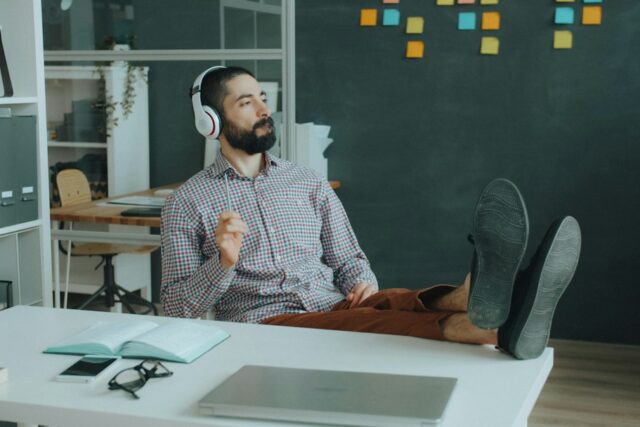 Photo effective leadership listening skills