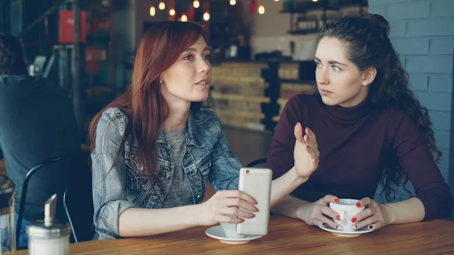 Photo professional communication mistakes